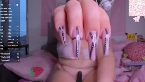 Alice online show from February 1, 3:55 pm