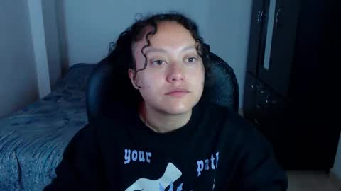 Louise  online show from November 14, 12:05 pm