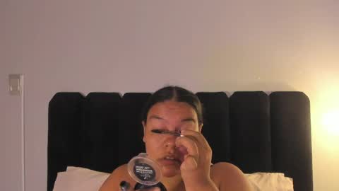 freya_blaze online show from April 8, 3:52 am