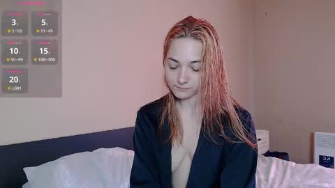 FreyaOliver online show from June 5, 2:23 pm