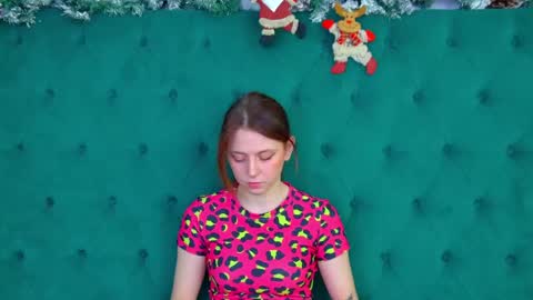 FreyaVey online show from December 22, 6:38 am