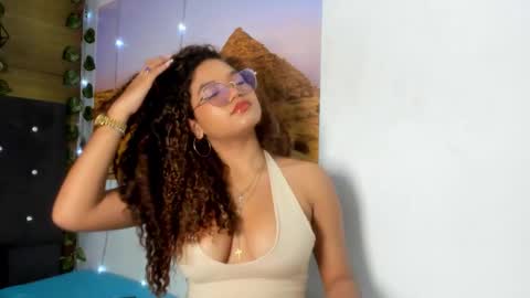 Frezzita online show from September 16, 7:44 pm