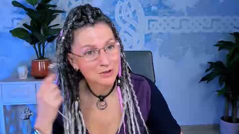 Frida Tander online show from October 4, 5:13 am