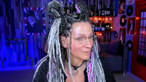 Frida Tander online show from September 26, 3:09 pm