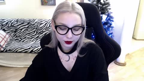 Lilith online show from December 24, 6:22 am