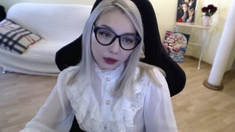 Lilith online show from February 6, 6:29 am