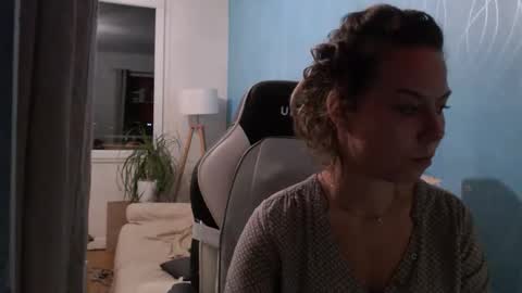 La online show from October 23, 9:43 pm