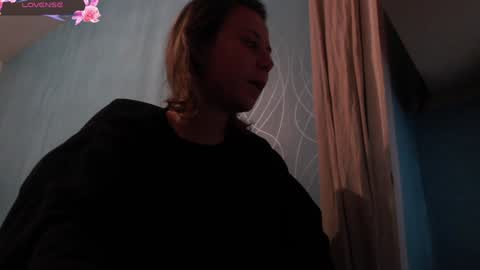 La online show from December 9, 8:33 pm