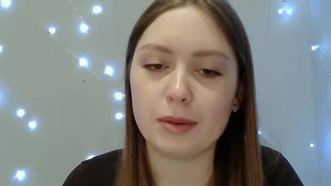 Emma online show from December 15, 8:08 am