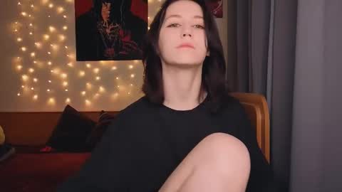 Eva online show from March 18, 3:17 pm