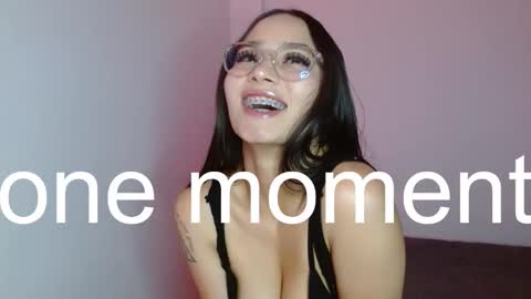 Victoria online show from January 10, 1:05 pm