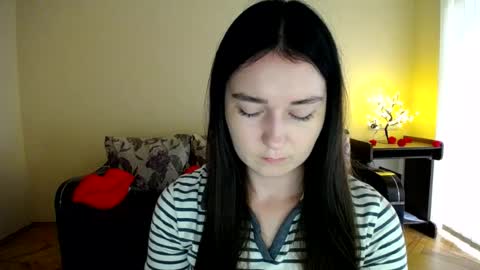 Jaklin online show from July 25, 10:33 am