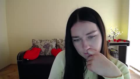 Jaklin online show from April 25, 8:50 am