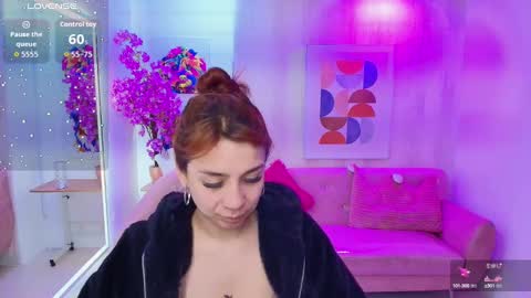 Snapshot of gabby_evanns chatting on October 7, 12:20 pm gabby_evanns online show from October 7, 12:20 pm