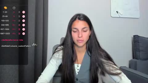 gabri_baby online show from June 27, 9:43 pm