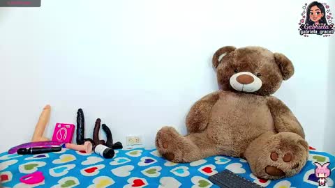 gabriela_grace1 online show from June 9, 7:57 pm