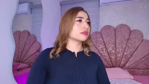 gabriela online show from June 18, 7:19 pm