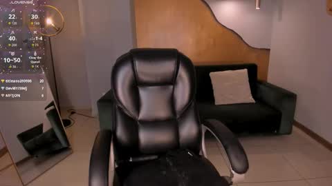 Gabriella Lee online show from February 4, 6:49 am