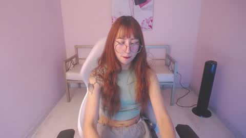 Snapshot of gaby_angel25 chatting on October 3, 8:36 pm .. .. online show from October 3, 8:36 pm