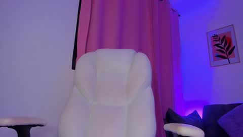 gaby online show from December 17, 1:37 pm