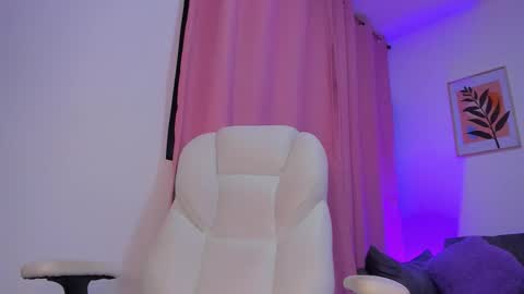 gaby online show from December 15, 1:27 pm