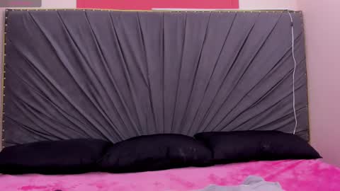 Gaby online show from November 24, 3:25 pm