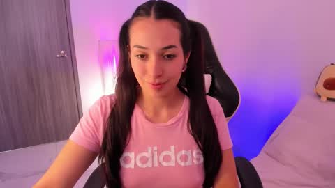 Snapshot of gaby_yummy chatting on September 26, 5:43 pm Gabriela online show from September 26, 5:43 pm