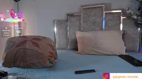 gabyyjones online show from November 11, 11:40 am