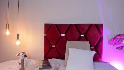 GahiaBelucci online show from January 5, 5:27 pm