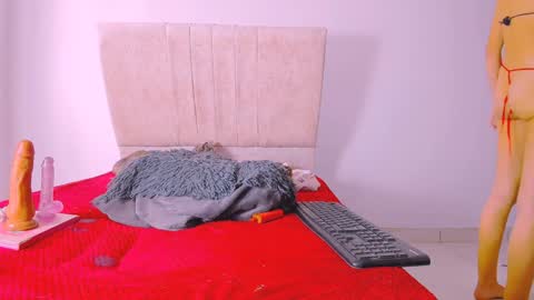 gatita13333321 online show from January 17, 6:12 pm