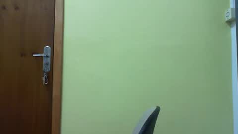 Monique online show from February 3, 3:31 am