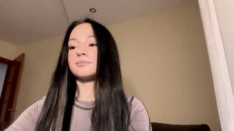 Snapshot of gaylashuhi chatting on October 31, 7:23 am Stasy online show from October 31, 7:23 am