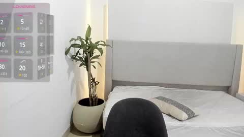 Gayle Tate online show from January 9, 11:36 am