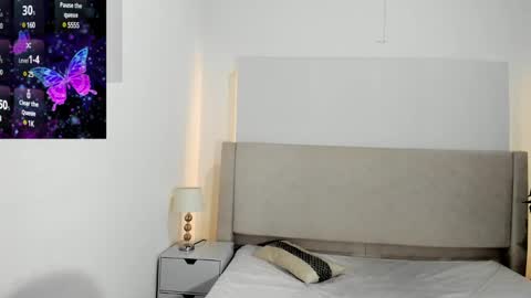 Gayle Tate online show from January 4, 11:33 am