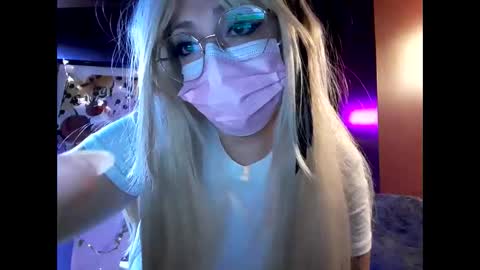 geek 3 online show from April 27, 3:03 am