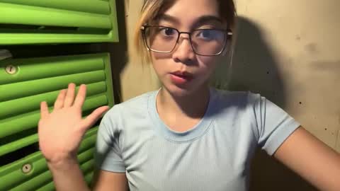 Yuki online show from January 10, 1:05 pm