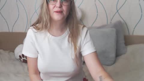 Alice online show from December 1, 6:06 am