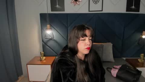 Georgina  online show from May 6, 10:52 am