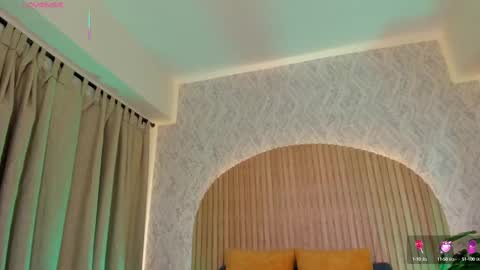 Snapshot of georginna_sins chatting on September 14, 11:57 pm Kendal online show from September 14, 11:57 pm