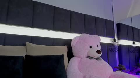 Snapshot of georginna_sins chatting on January 9, 10:20 pm Kendal online show from January 9, 10:20 pm