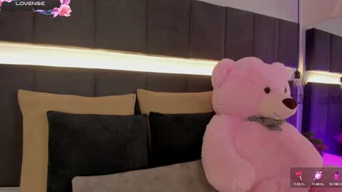 Snapshot of georginna_sins chatting on January 29, 10:53 pm Kendal online show from January 29, 10:53 pm