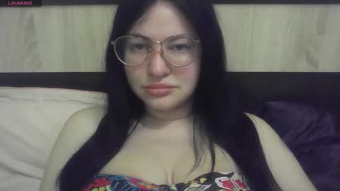 Eva online show from November 3, 5:06 pm