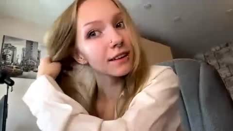 Sophie online show from July 14, 4:17 am
