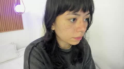 Milaa online show from May 21, 1:53 pm