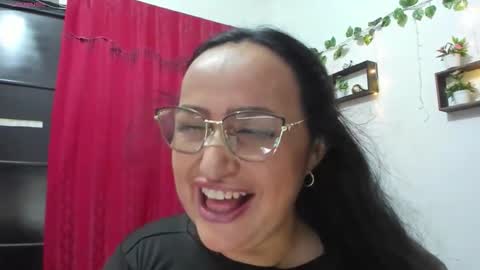 nahomi online show from November 16, 12:34 am