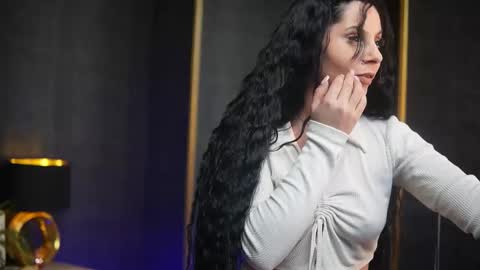  Gia  online show from February 4, 10:02 pm