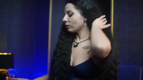  Gia  online show from April 14, 9:04 pm