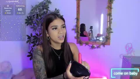 Snapshot of giafu chatting on October 18, 9:38 pm Gia online show from October 18, 9:38 pm
