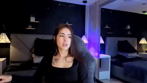 Gia online show from November 5, 12:54 pm