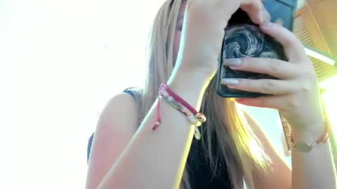 GiaRoussel online show from March 24, 2:11 pm